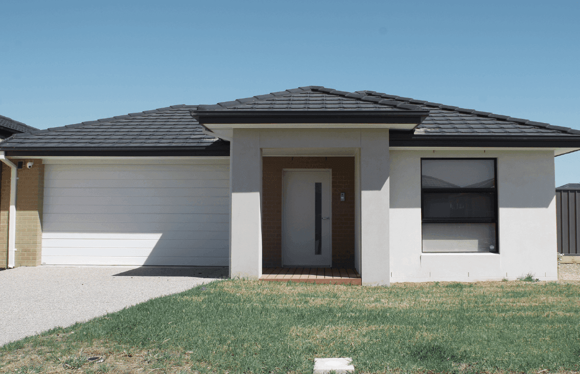 Front of Bessie Street — Mambourin