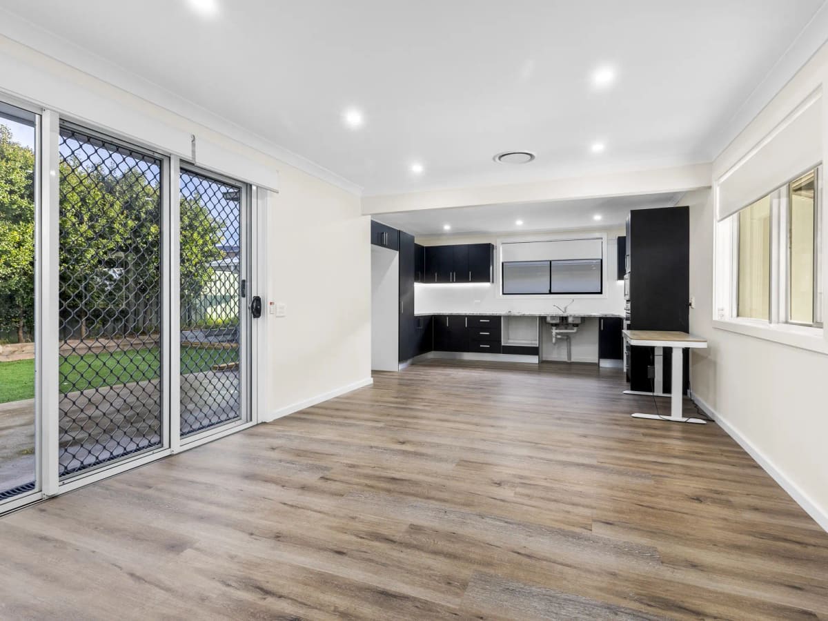 Front of Doncaster Avenue, Narellan